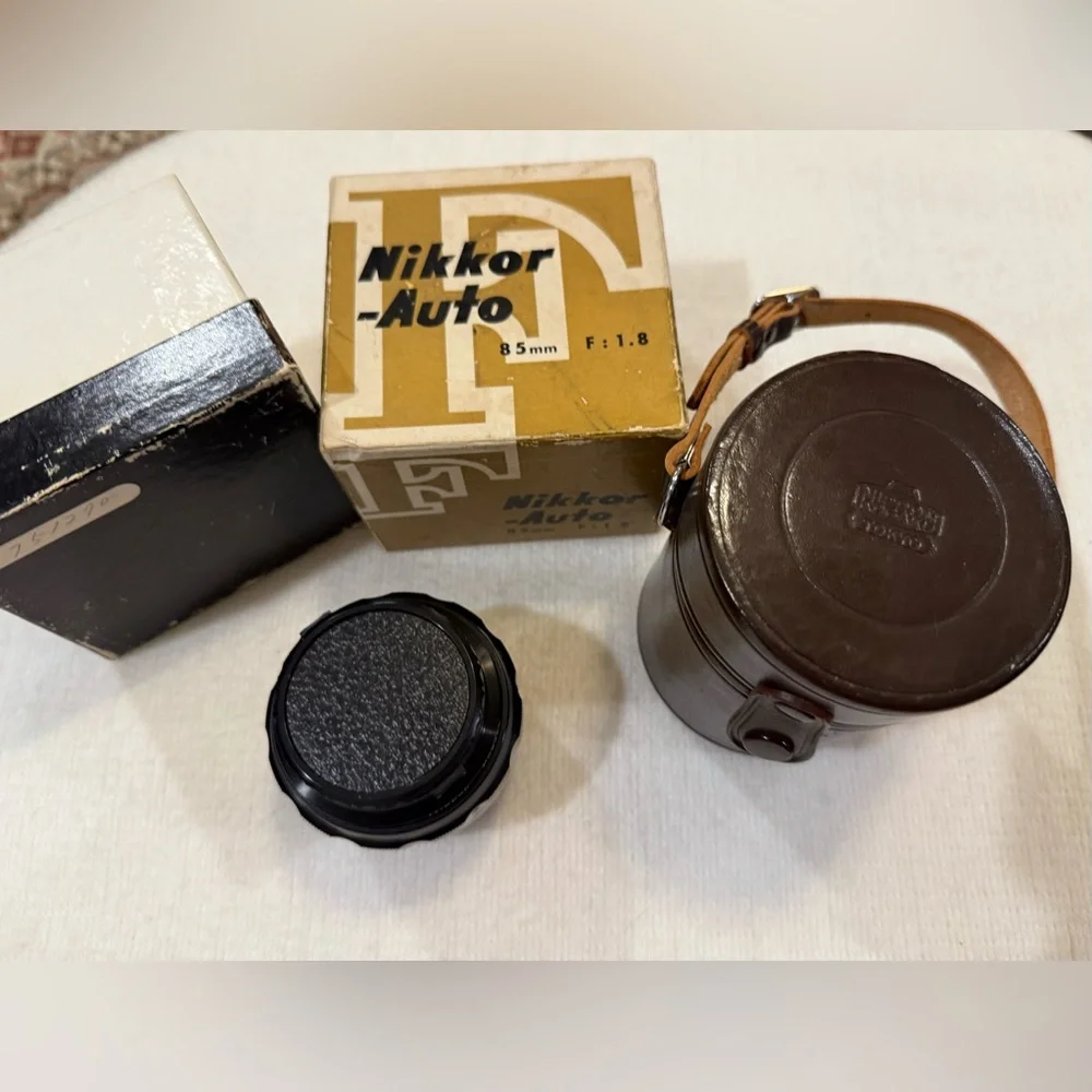 Classic Nikon 85mm F1.8 Non AI Nikkor aka “The portrait lens” w/leather case